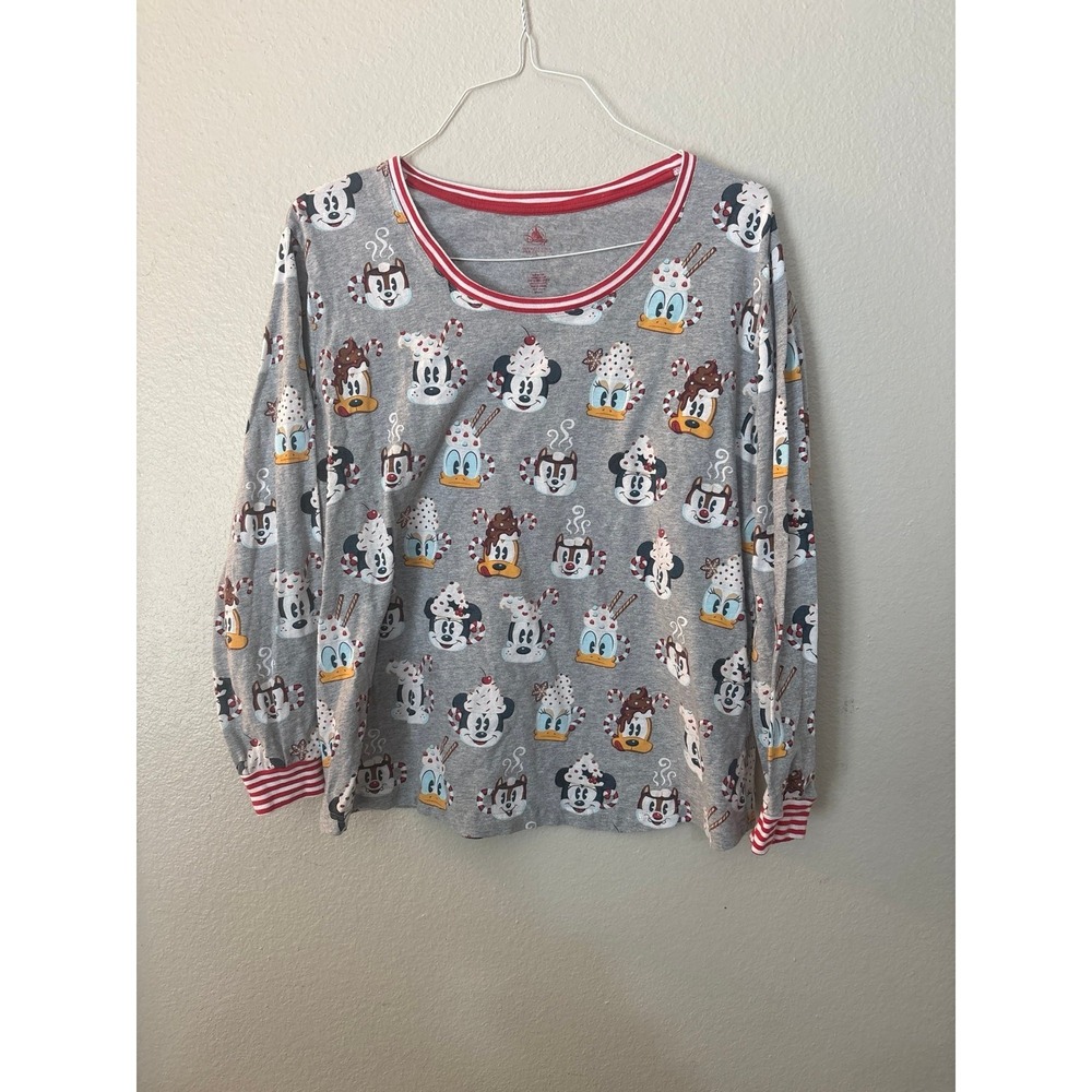 Disney Christmas pajama‎ top